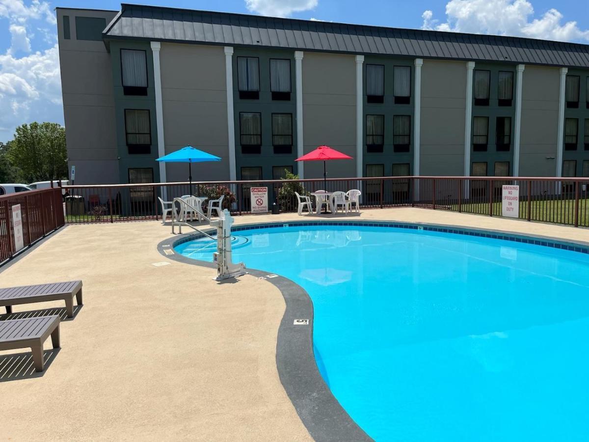 Quality Inn & Suites Λέξινγκτον Εξωτερικό φωτογραφία