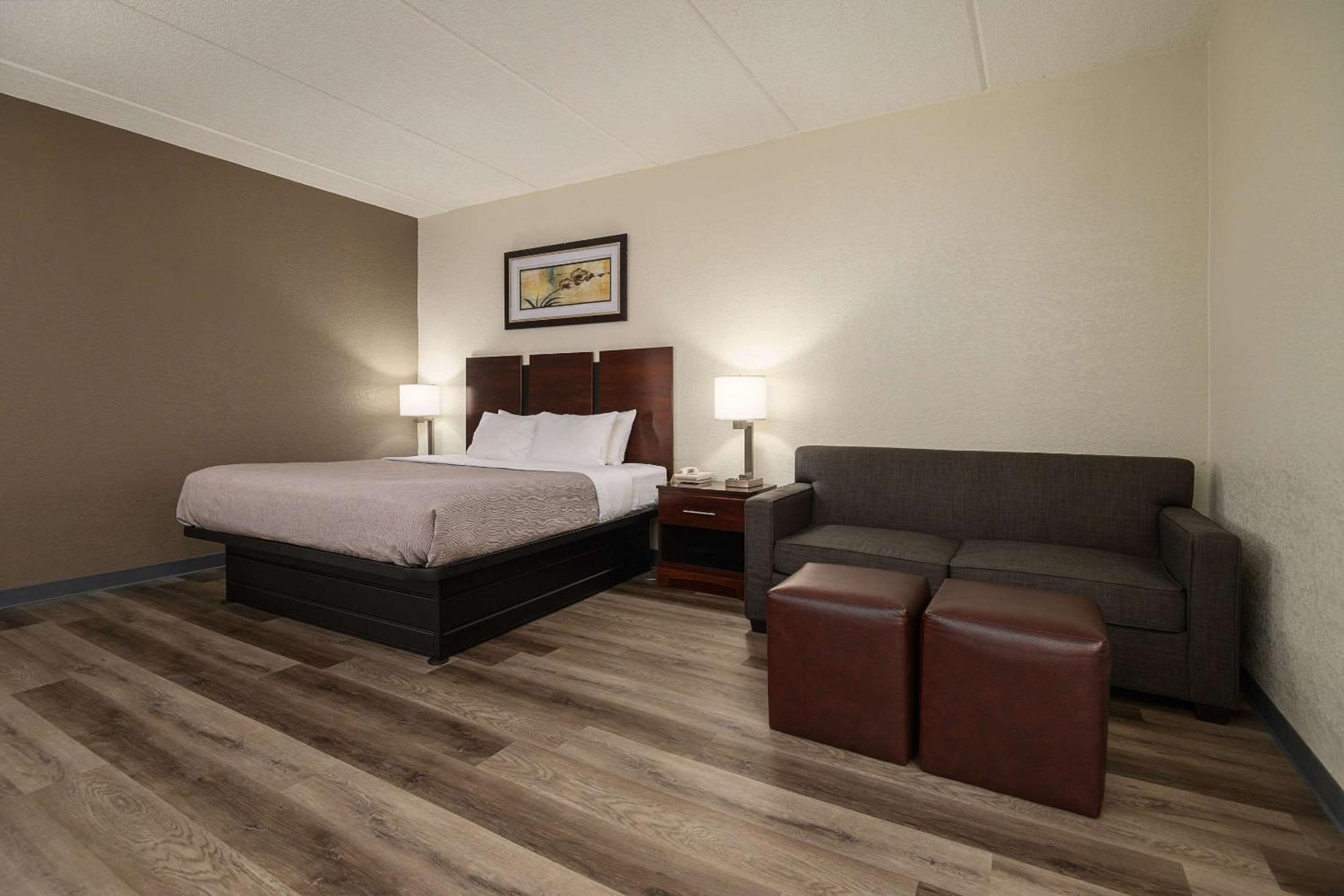 Quality Inn & Suites Λέξινγκτον Εξωτερικό φωτογραφία